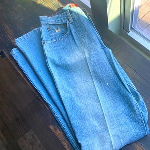 Gloria Vanderbilt blue jeans